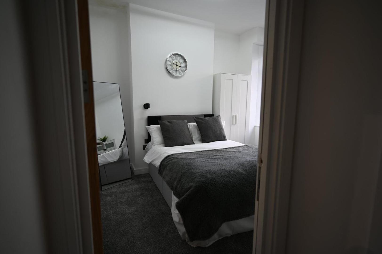 Luxury Two Bed Apartment - Cardiff City Centre Buitenkant foto